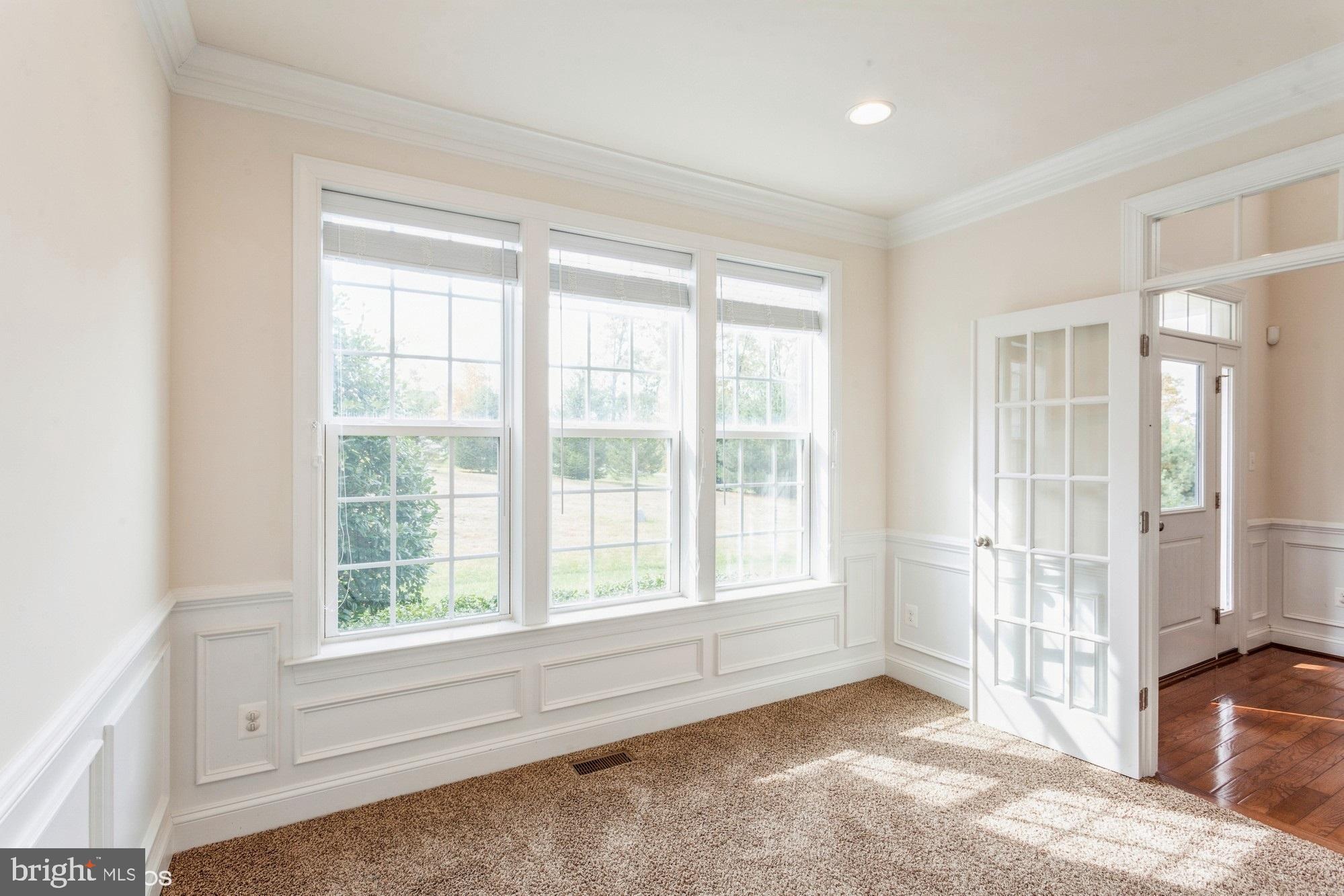 1168 Margath Road Westminster, MD 21157 - Photo 29 of 85 capeted with decorative touches