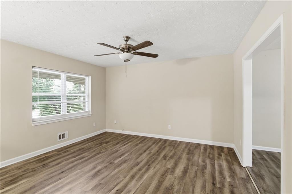 4436 Malibu Drive Decatur, GA 30035 - Photo 11 of 39