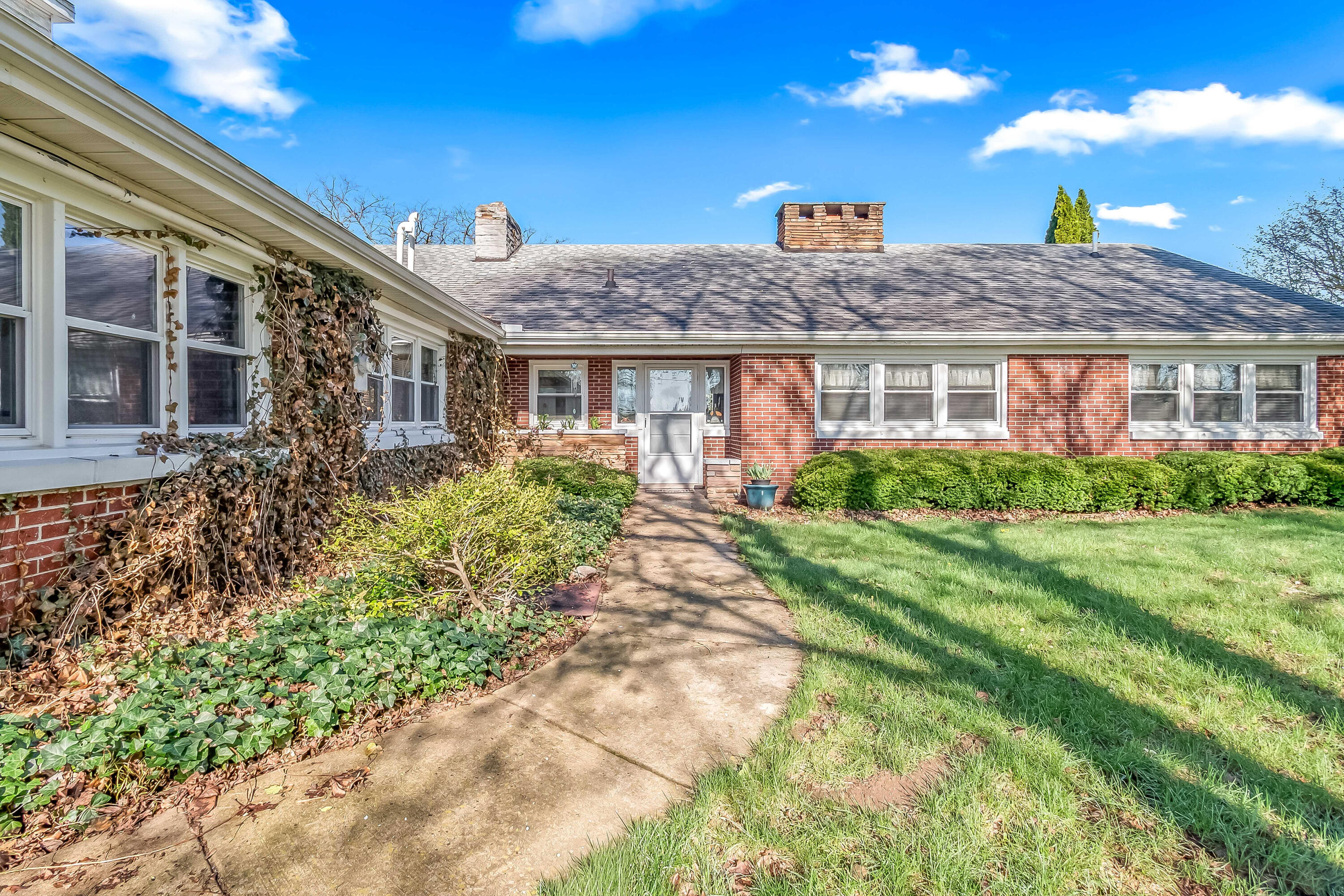 10900 Curth Road Jonesville, MI 49250 - Photo 5 of 71 29