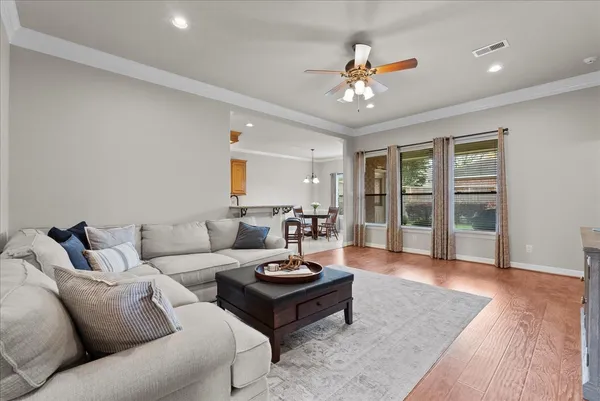 $350,000 | 3534 Ryann Court, Pasadena, TX 77505