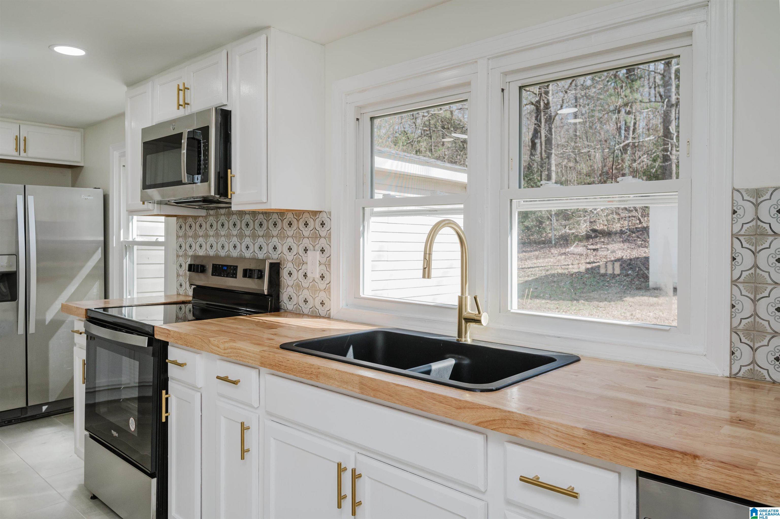 6709 Mcduffie Road Pinson, AL 35126 - Photo 21 of 47