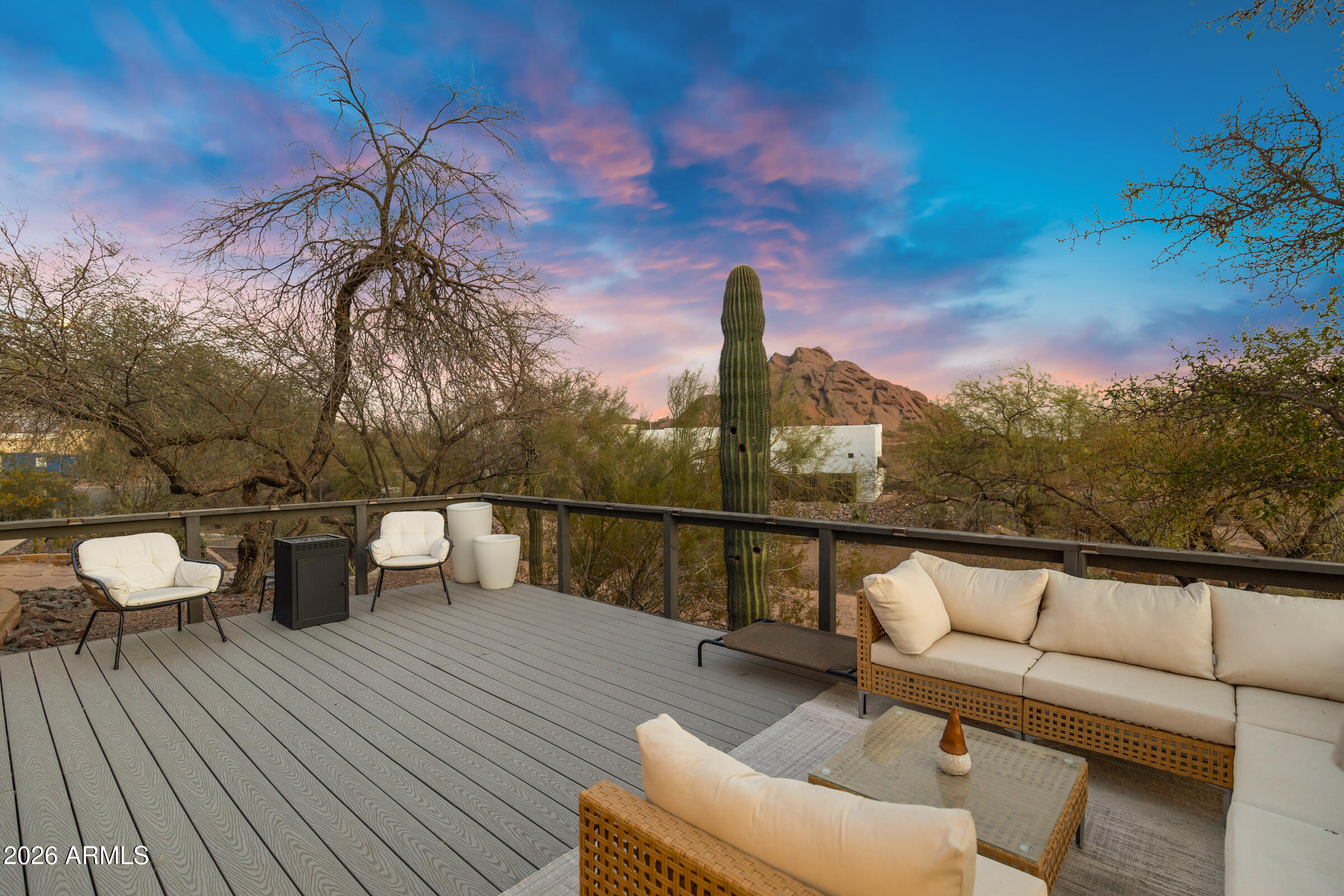 2306 North 55th Street Phoenix, AZ 85008 - Photo 3 of 26 2306 N 55th St-73