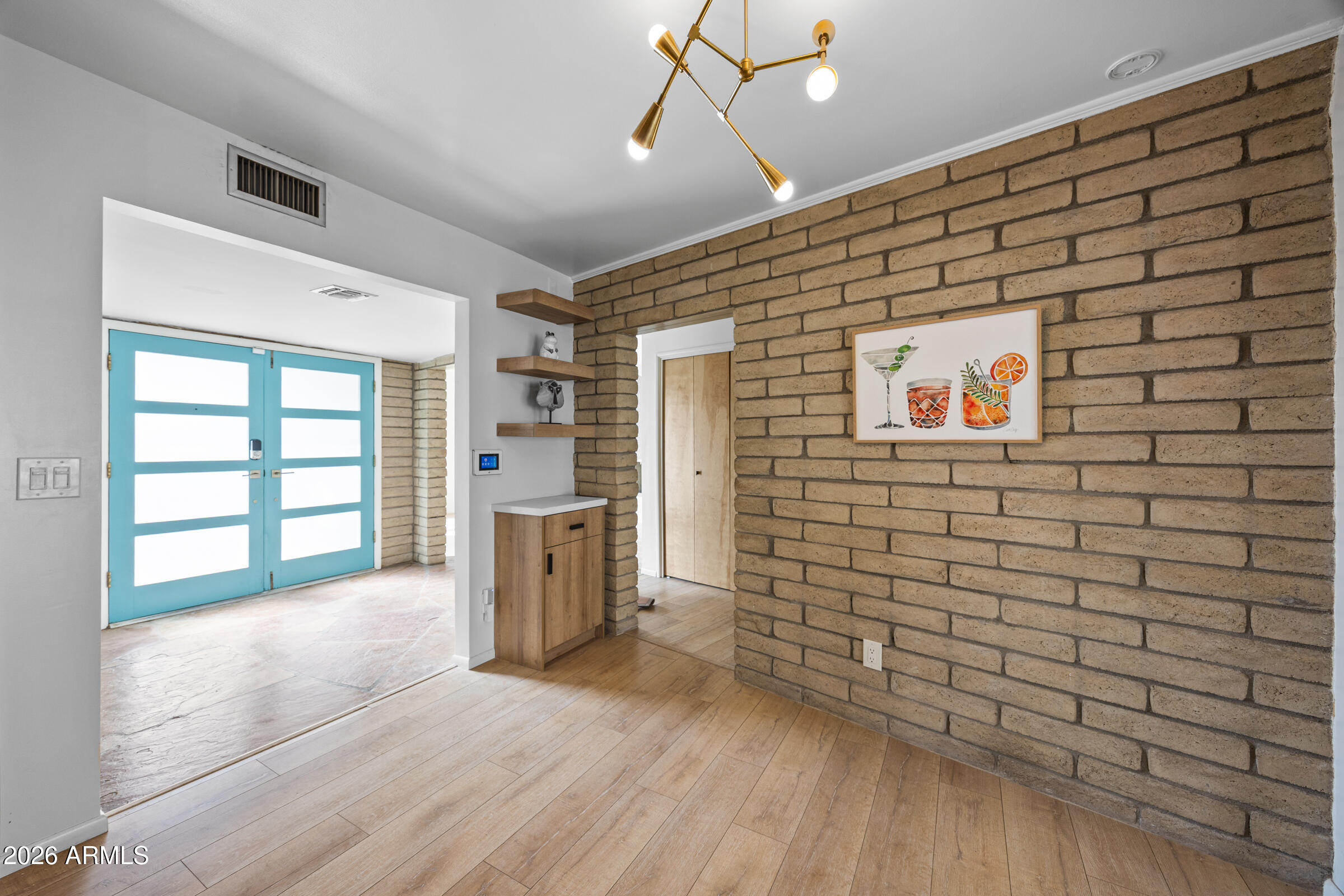 2306 North 55th Street Phoenix, AZ 85008 - Photo 10 of 26 2306 N 55th St-8