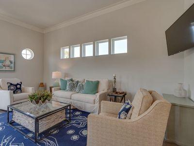 7 Grande Pointe Dr Inlet Beach Inlet Beach, FL 32461 - Photo 34 of 61 a living room with furniture and a flat screen tv
