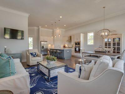 7 Grande Pointe Dr Inlet Beach Inlet Beach, FL 32461 - Photo 37 of 61 a living room with furniture and a flat screen tv