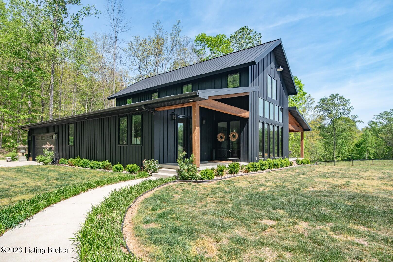 453 Cheslon Road Bonnieville, KY 42713 - Photo 4 of 45 453 Chelson Rd-13