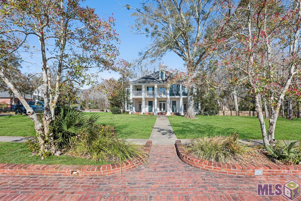 931 Woodgate Boulevard Baton Rouge, LA 70808 - Photo 2 of 30 Gallery Image 2