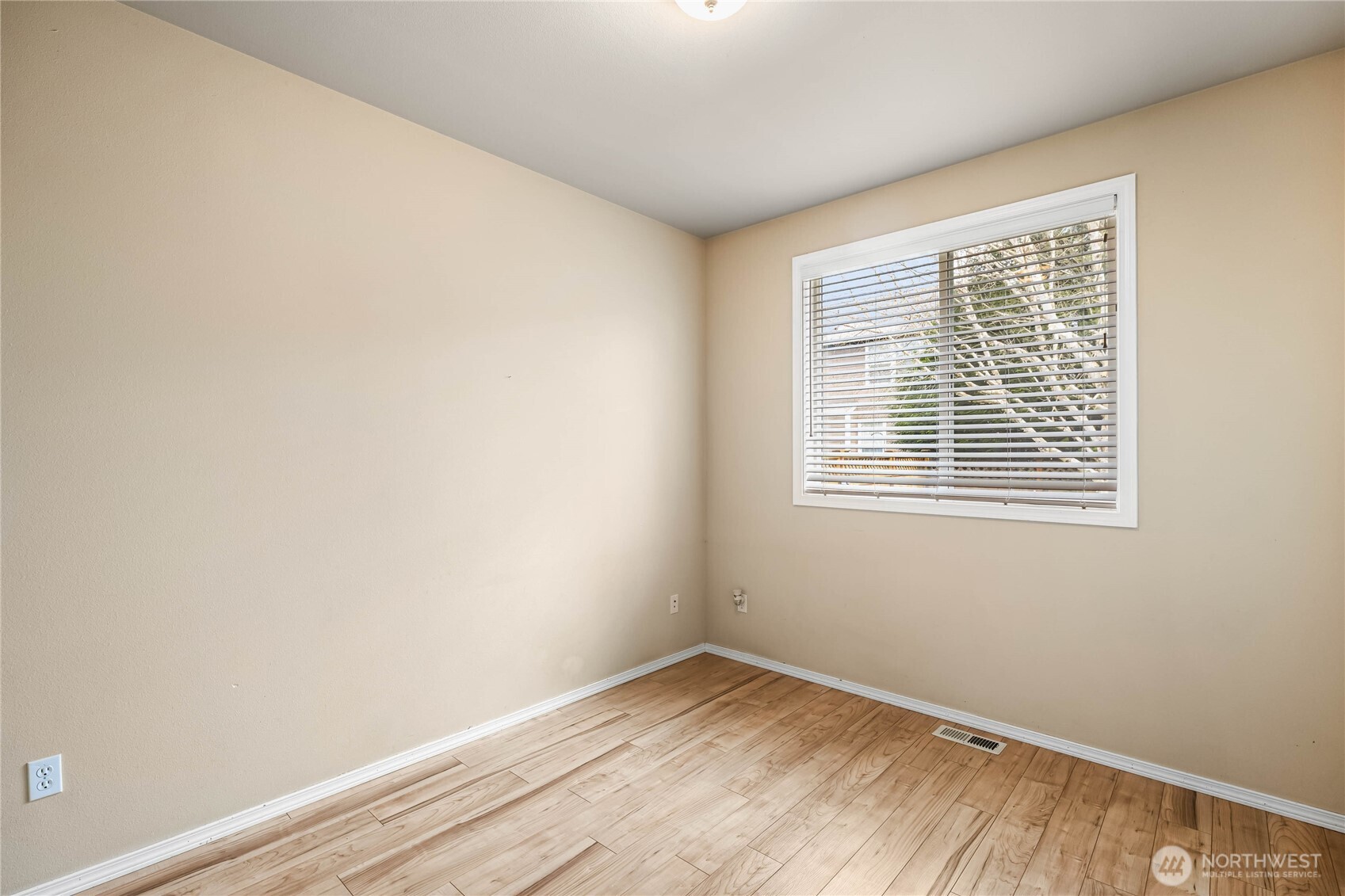 7112 Inlay Street Southeast Lacey, WA 98513 - Photo 16 of 40 Gallery Image 16
