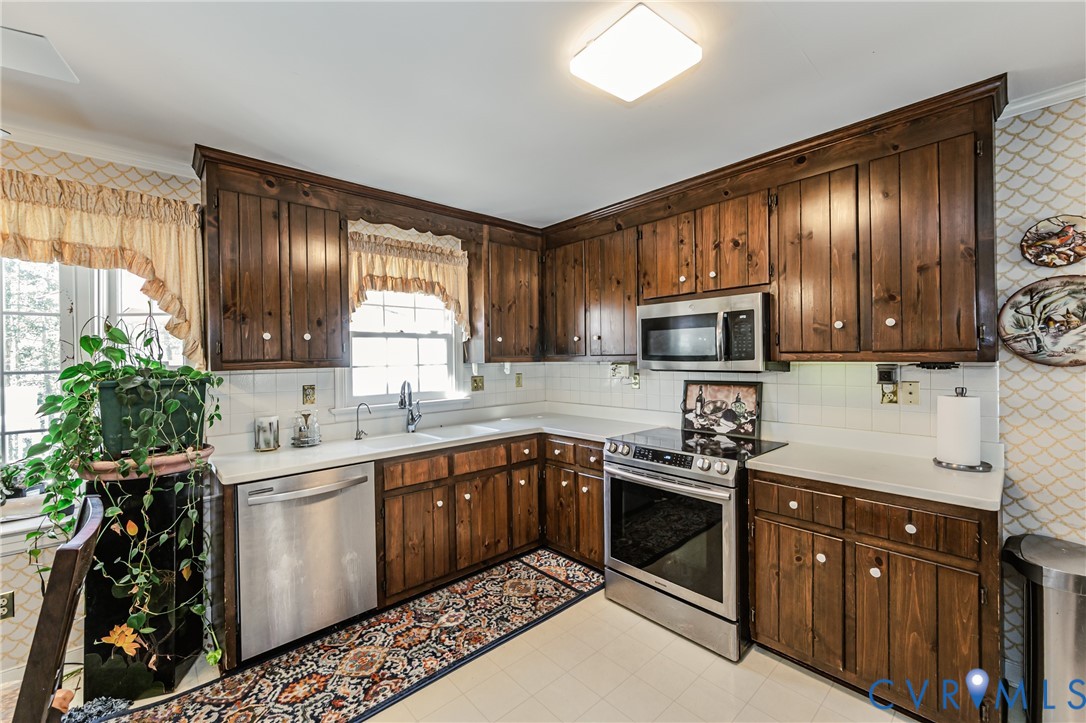 4212 Brixton Road Chesterfield, VA 23832 - Photo 15 of 42 Gallery Image 15