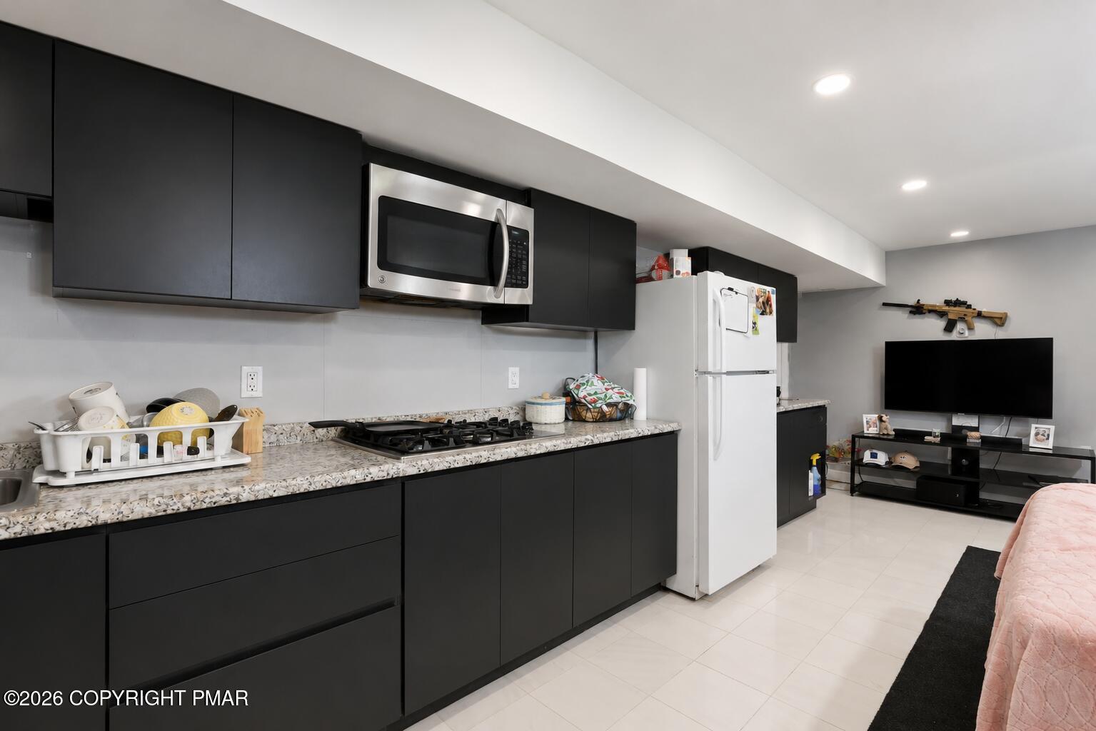 122 Cross Road Saylorsburg, PA 18353 - Photo 20 of 38 Kitchen