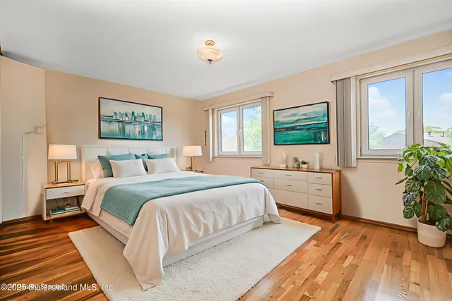 $739,000 | 42 Narrows Road South | Grasmere