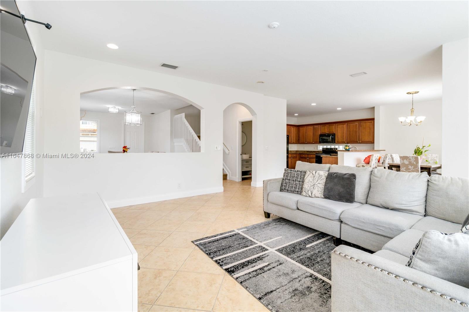 1085 Center Stone Lane Riviera Beach, FL 33404 - Photo 15 of 86 Gallery Image 15