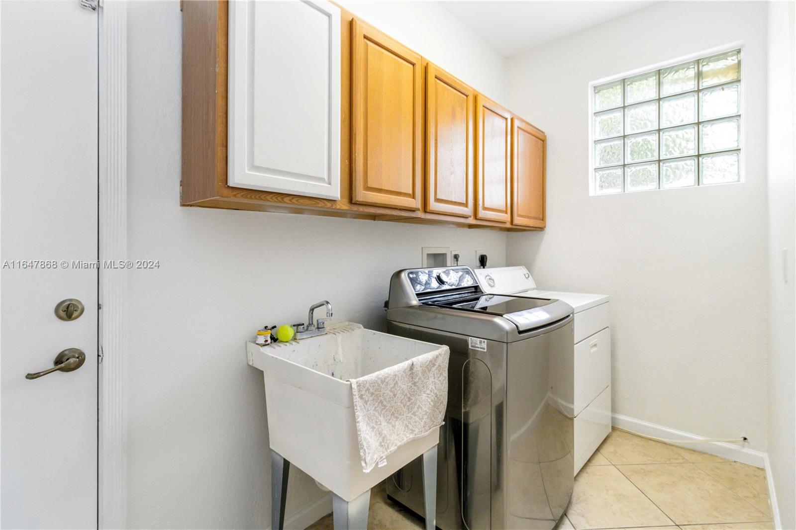 1085 Center Stone Lane Riviera Beach, FL 33404 - Photo 21 of 86 Gallery Image 21