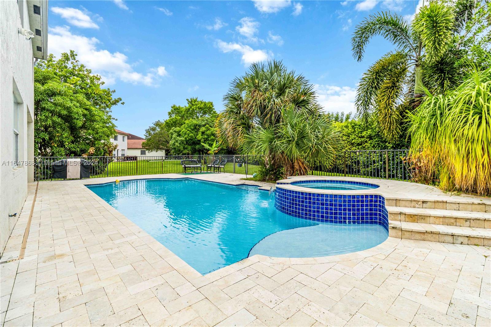 1085 Center Stone Lane Riviera Beach, FL 33404 - Photo 53 of 86 Gallery Image 53