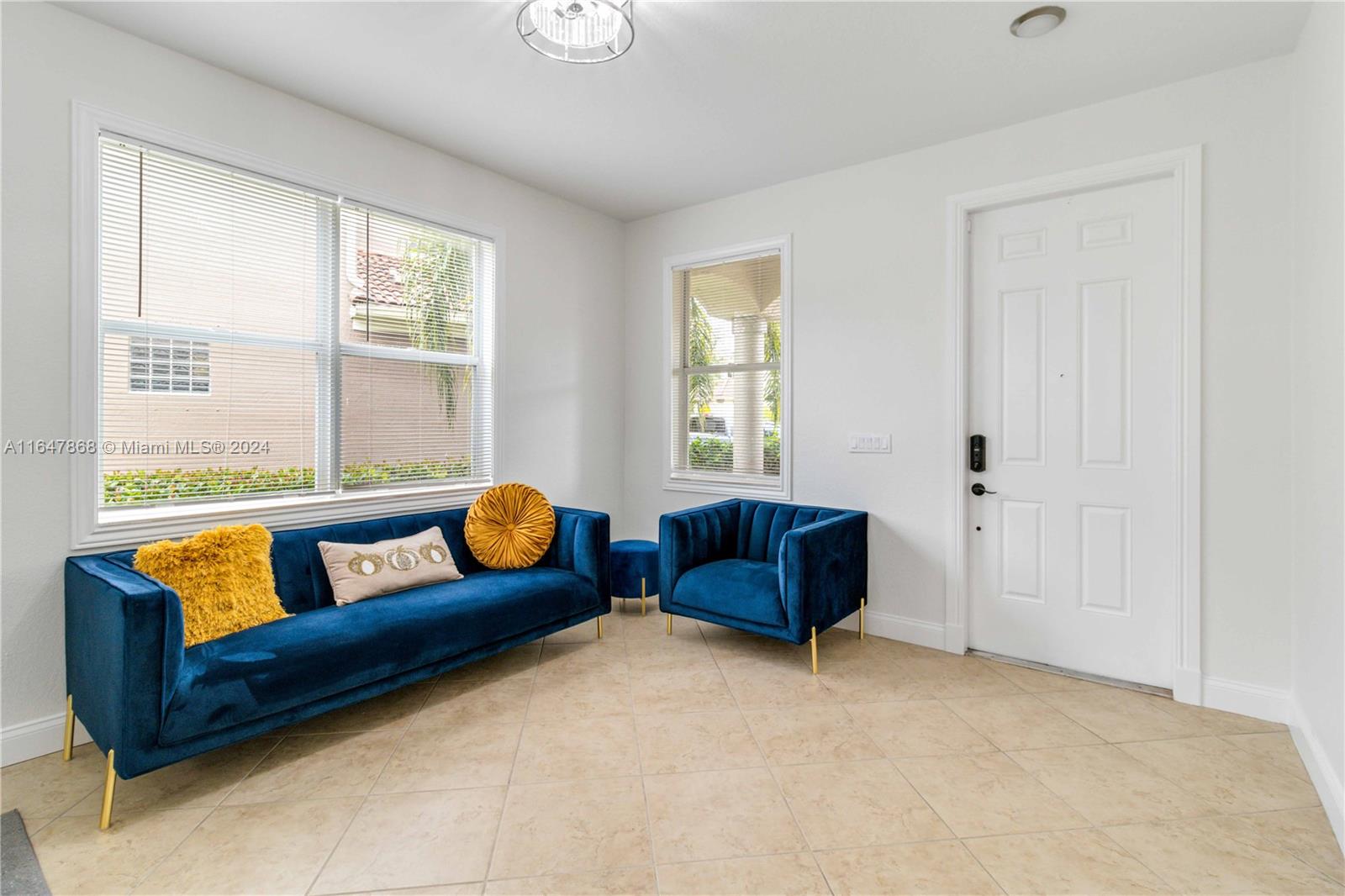 1085 Center Stone Lane Riviera Beach, FL 33404 - Photo 9 of 86 Gallery Image 9