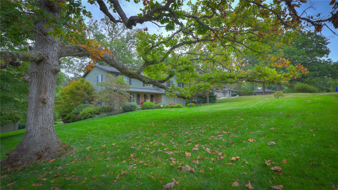 3235 North Susan Drive Decatur, IL 62526 - Photo 2 of 48 Gallery Image 2