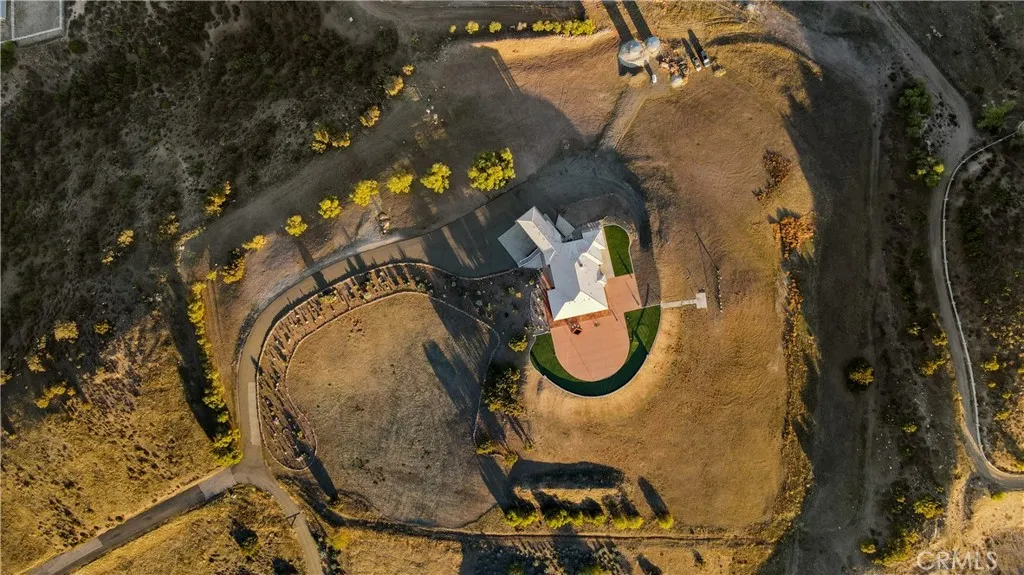 31800 Diamond View Lane Agua Dulce, CA 91390 - Photo 6 of 36