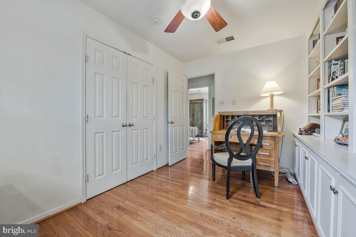 8929 Colesville Road Silver Spring, MD 20910 - Photo 30 of 43
