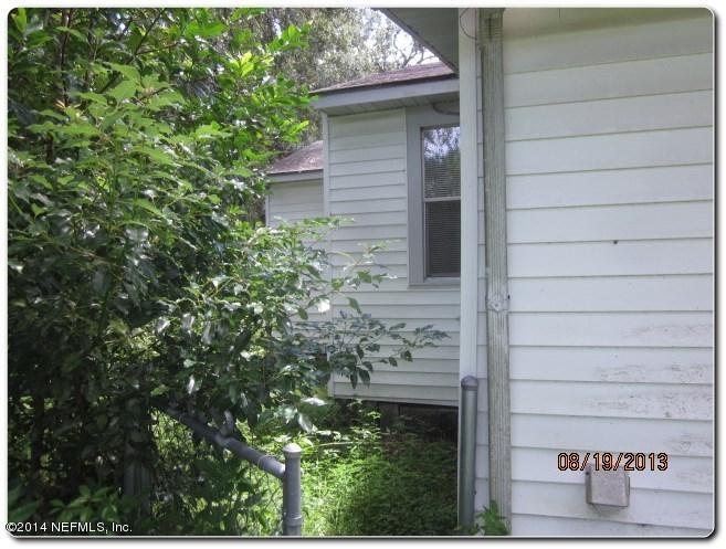 3325 Claremont Road Jacksonville, FL 32207 - Photo 4 of 13 3325 claremount 8 19 13 2013-08-19 006