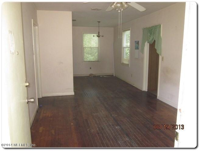 3325 Claremont Road Jacksonville, FL 32207 - Photo 6 of 13 3325 claremount 8 19 13 2013-08-19 008