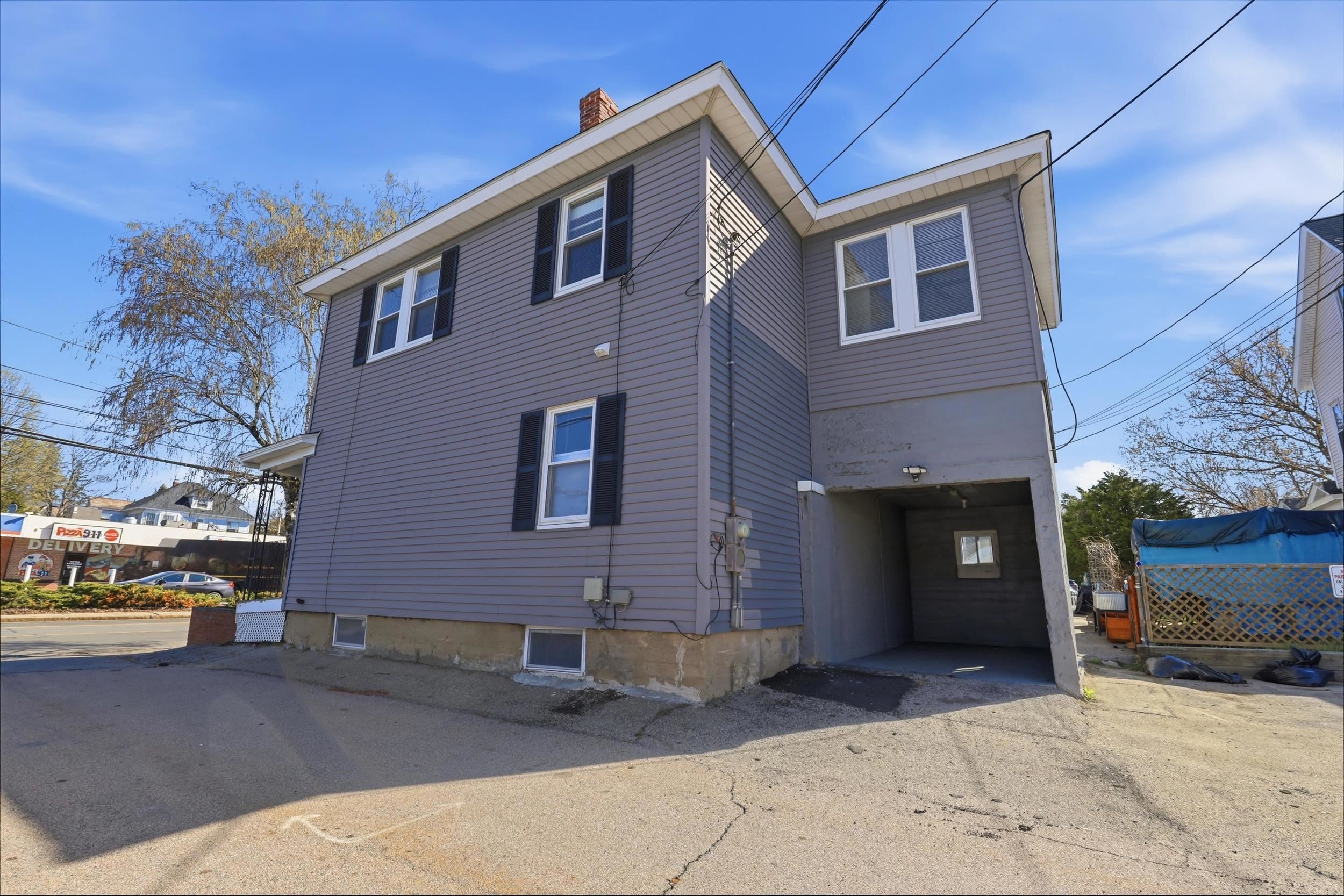 117 Webster Street Manchester, NH 03104 - Photo 3 of 33