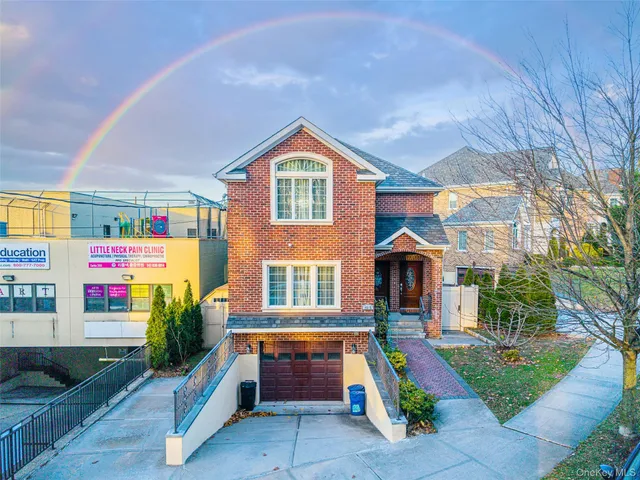 $2,350,000 | 45-15 Browvale Lane | Little Neck