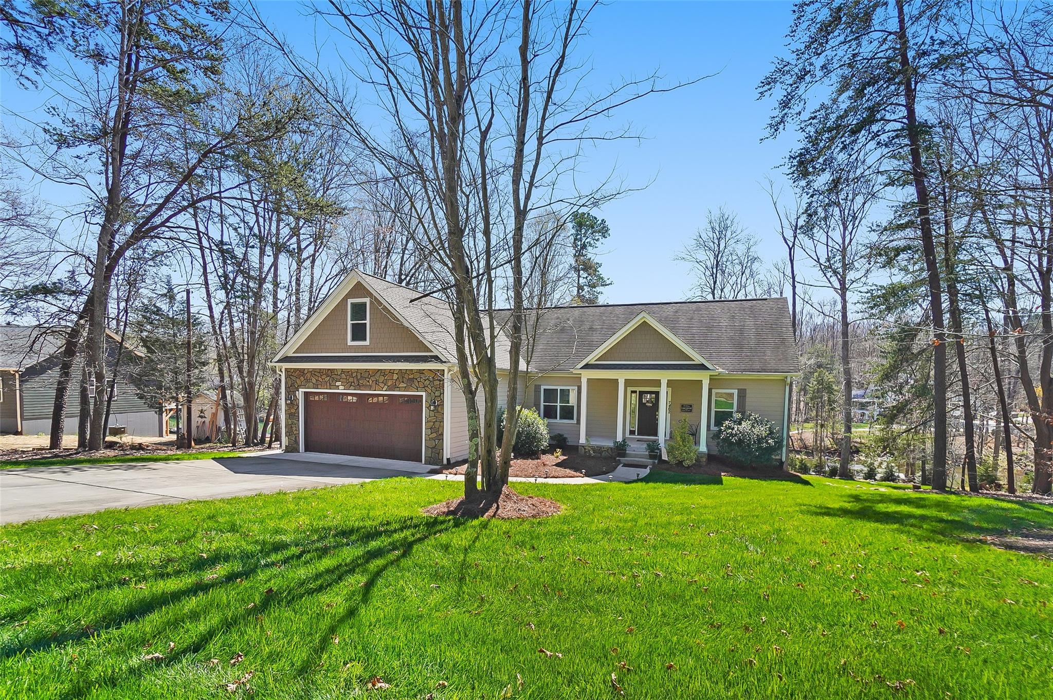 7462 Bankhead Road Denver, NC 28037 - Photo 3 of 46 Gallery Image 3