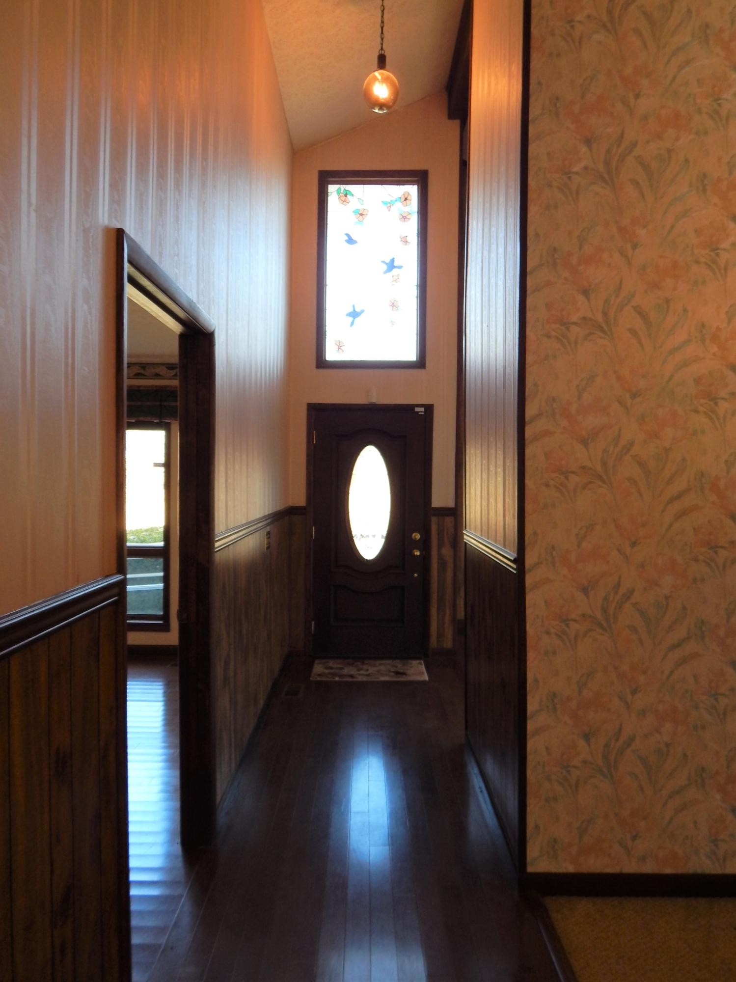 310 Houston Road Crossville, TN 38555 - Photo 8 of 40 a view of a hallway with wooden floor and windows