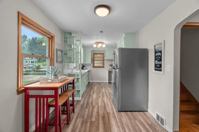 $349,900 | 7650 Stillwater Way North, Oakdale, MN 55128