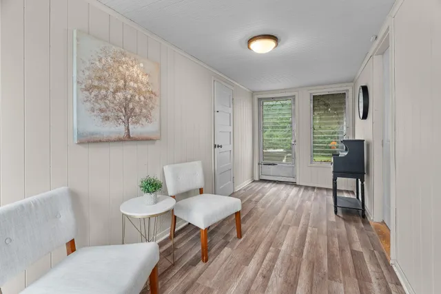 $349,900 | 7650 Stillwater Way North, Oakdale, MN 55128