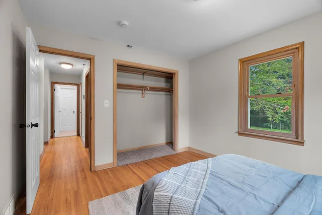 $349,900 | 7650 Stillwater Way North, Oakdale, MN 55128