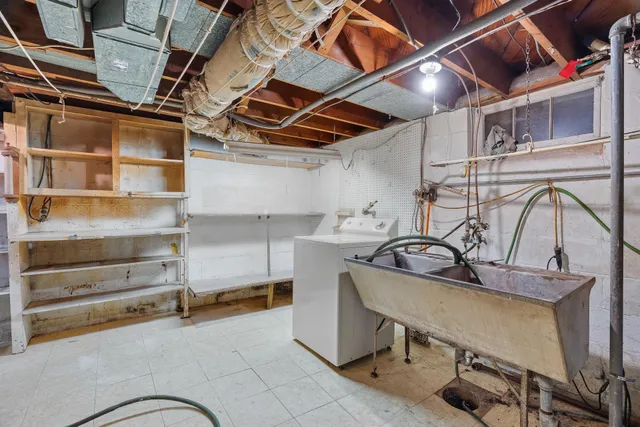 $349,900 | 7650 Stillwater Way North, Oakdale, MN 55128