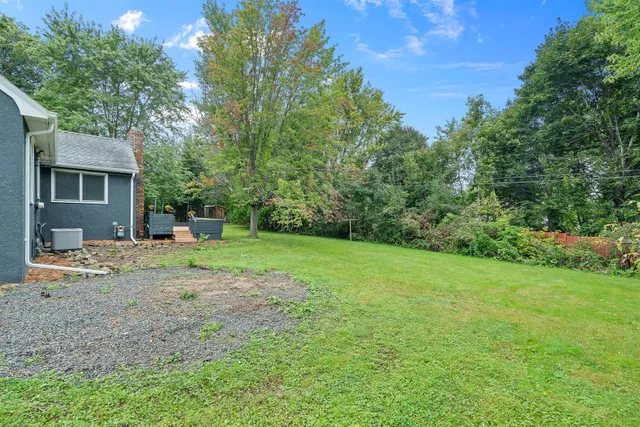 $349,900 | 7650 Stillwater Way North, Oakdale, MN 55128