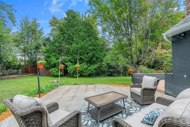 $349,900 | 7650 Stillwater Way North, Oakdale, MN 55128