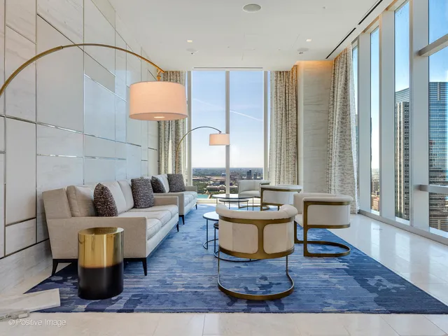$1,669,248 | 363 East Wacker Drive, Unit 2304, Chicago, IL 60601