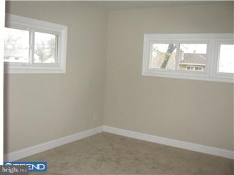28 Matthews Road Newark, DE 19713 - Photo 8 of 12 Bedroom - Main