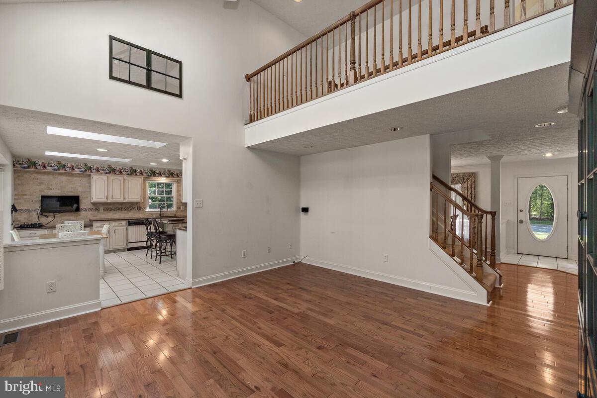 6304 Martin Road Columbia, MD 21044 - Photo 12 of 51 Gallery Image 12