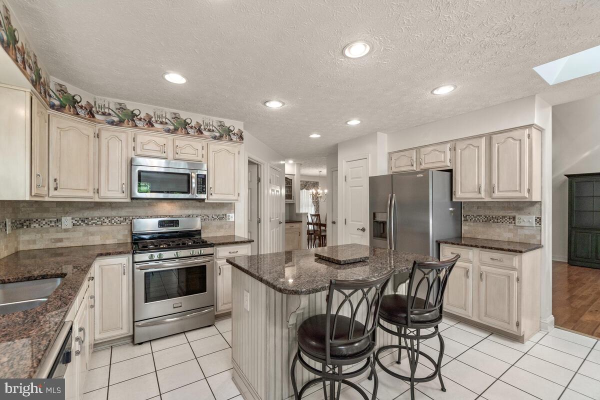 6304 Martin Road Columbia, MD 21044 - Photo 14 of 51 Gallery Image 14