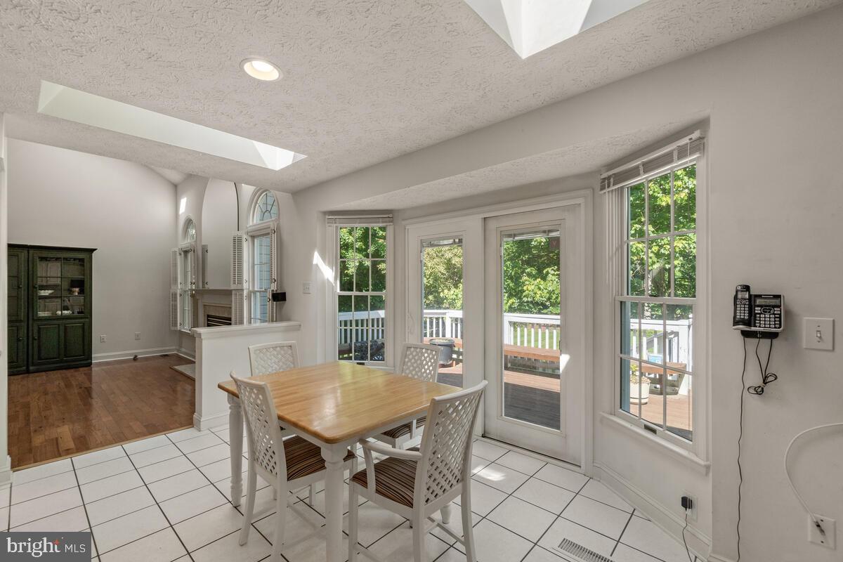 6304 Martin Road Columbia, MD 21044 - Photo 19 of 51 Gallery Image 19