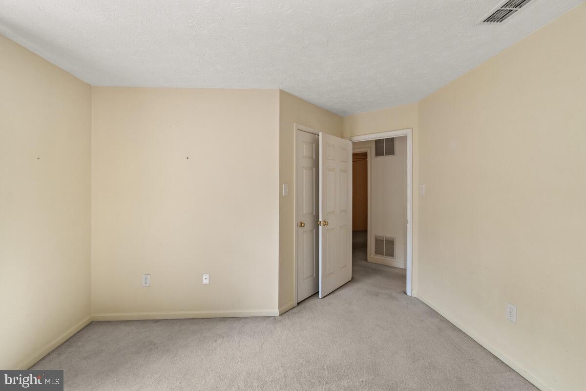 6304 Martin Road Columbia, MD 21044 - Photo 32 of 51 Gallery Image 32
