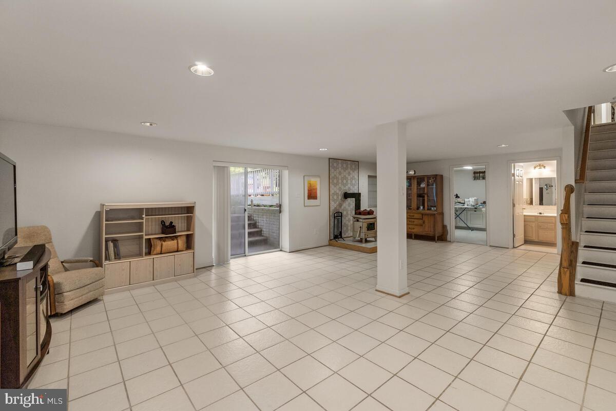 6304 Martin Road Columbia, MD 21044 - Photo 38 of 51 Gallery Image 38