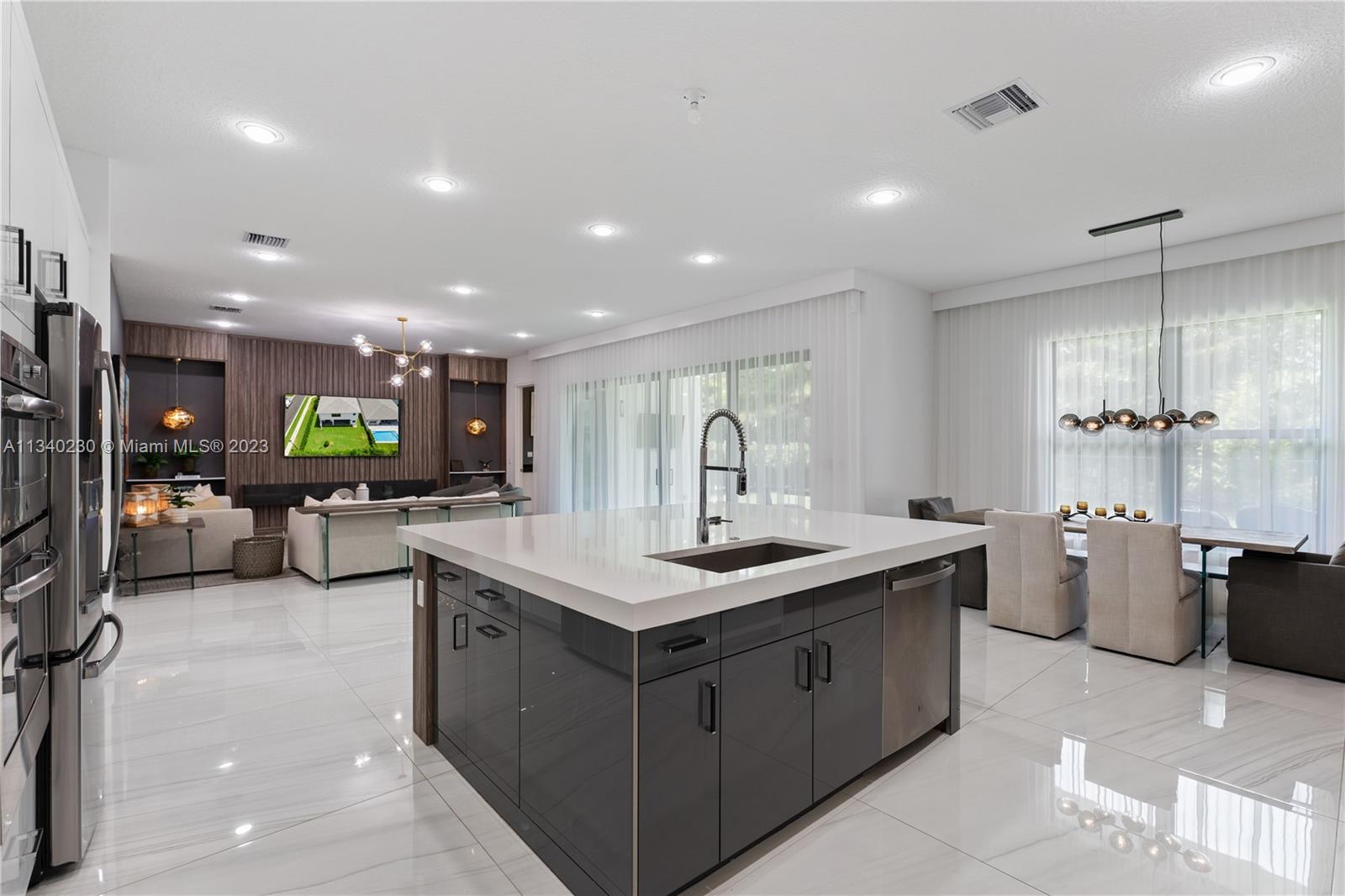 8595 Torrey Isles Terrace Boca Raton, FL 33496 - Photo 12 of 67 Gallery Image 12