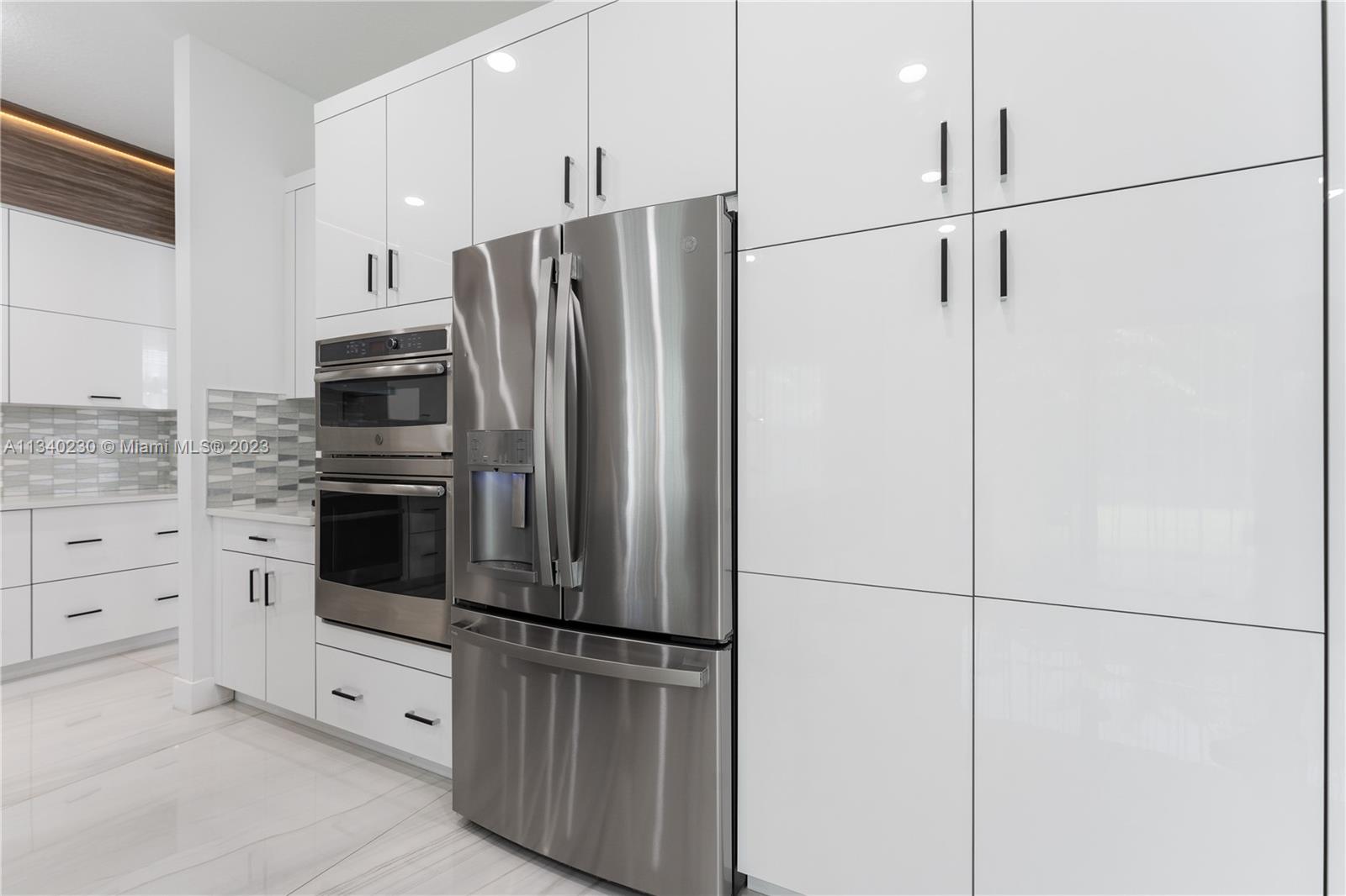 8595 Torrey Isles Terrace Boca Raton, FL 33496 - Photo 13 of 67 Gallery Image 13
