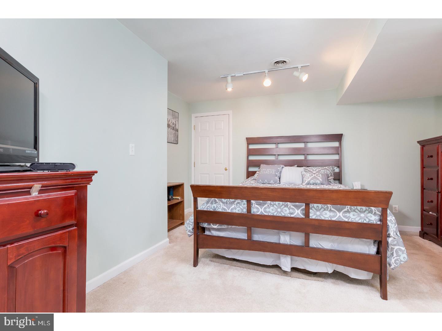 129 New Sweden Road Swedesboro, NJ 08085 - Photo 15 of 25 Game Room
