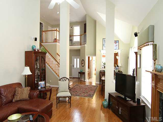 10016 Goodview Court Raleigh, NC 27613 - Photo 3 of 13 Photo 3