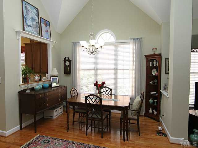 10016 Goodview Court Raleigh, NC 27613 - Photo 4 of 13 Photo 4