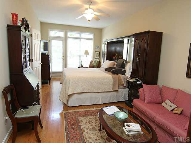 10016 Goodview Court Raleigh, NC 27613 - Photo 8 of 13 Photo 8