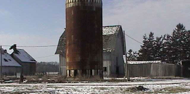 21756 Beaverton Road Poplar Grove, IL 61065 - Photo 4 of 6 a view of a building