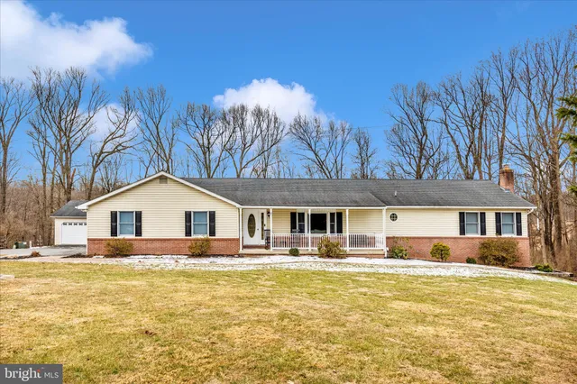 $725,000 | 4134 Walnutwood Court, Mount Airy, MD 21771