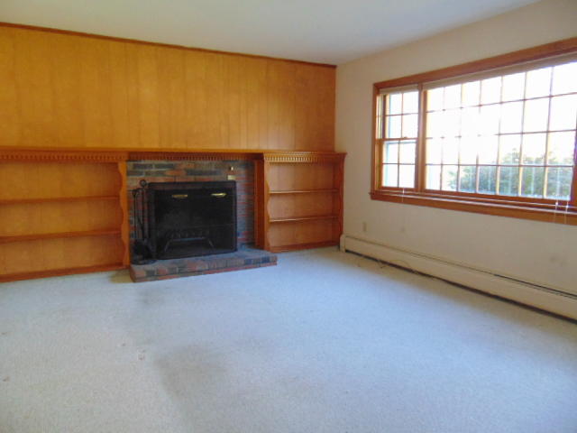 11 Locust Grove Road Harwich, MA 02645 - Photo 3 of 8 11 Locust Grove Rd Harwich 005